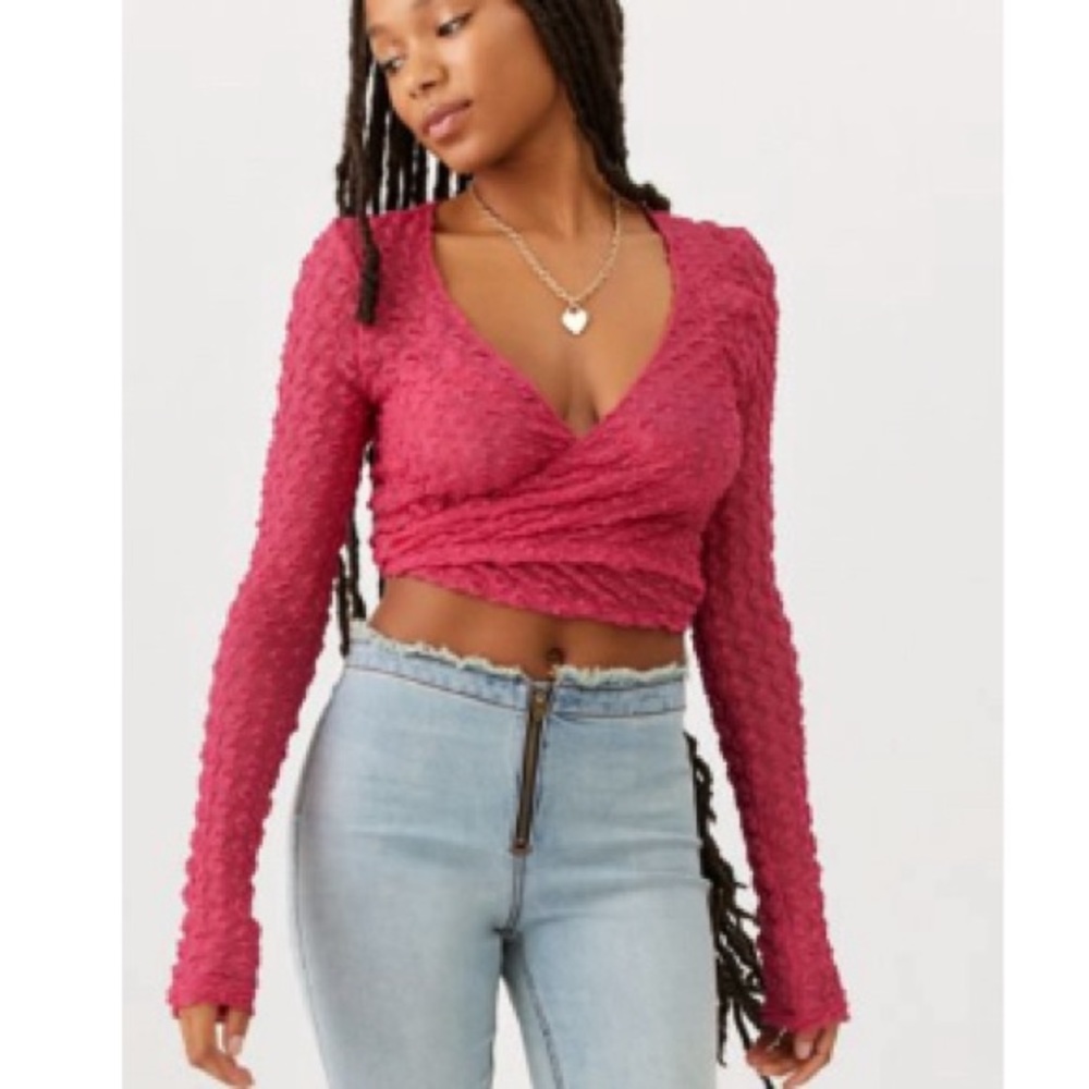 Long sleeve pink wrap top
